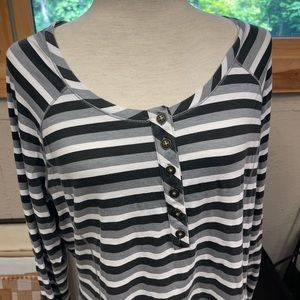 Women's Striped Henley Longsleeve Shirt Size XL Button Front Cottage Cozy Soft